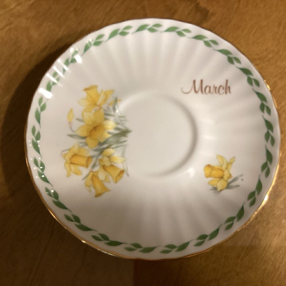 Golden Crown E&R English China Saucer